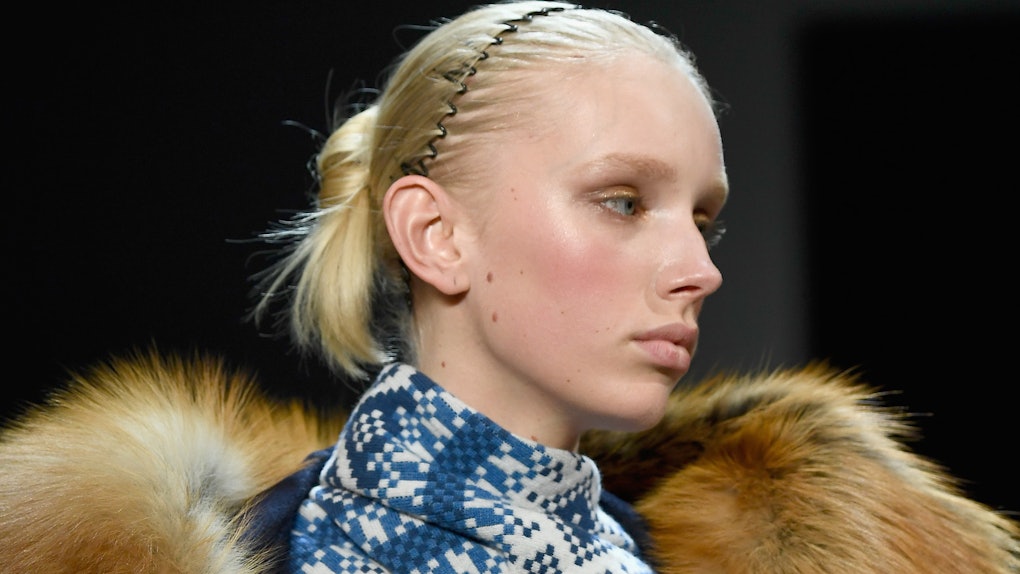 These 6 Winter 2018 Hair Accessory Trends Are Bringing Back The