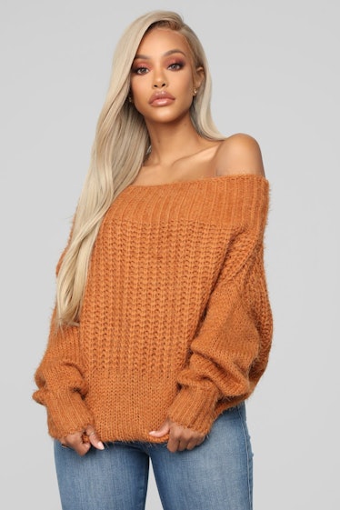 Aleta Off Shoulder Sweater - Camel