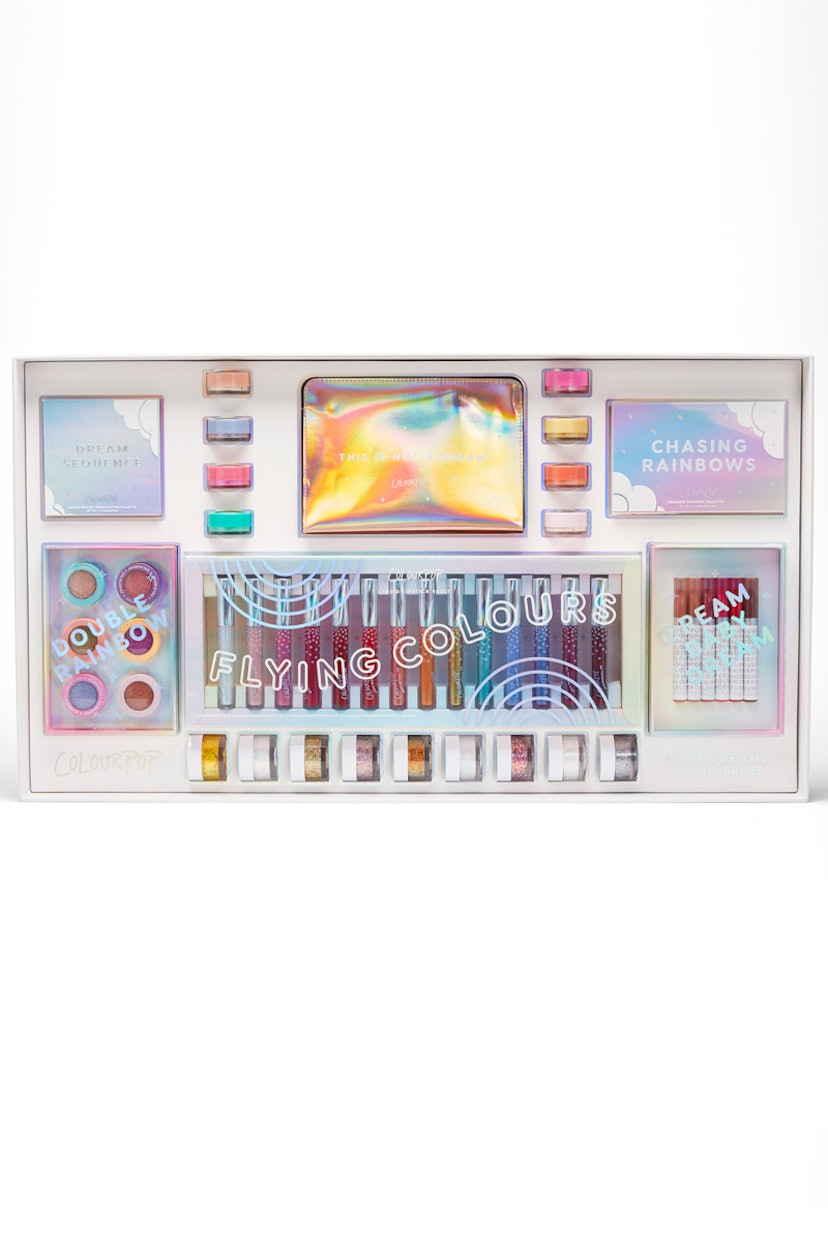 The colourpop holiday 2018 collection is a makeup lover's dream The ColourPop Holiday 2018 Collection Is A Makeup Lover's Dream