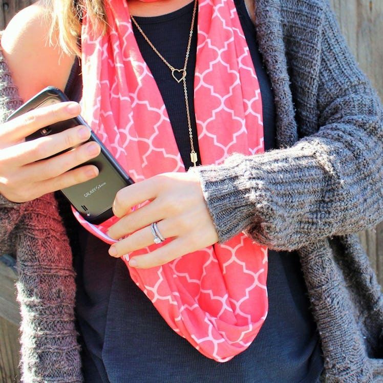 Pop Fashion Hidden Pocket Infinity Scarf