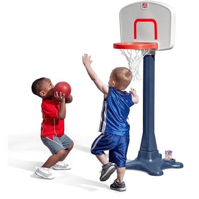 Step2 Shootin' Hoops Basketball Set,