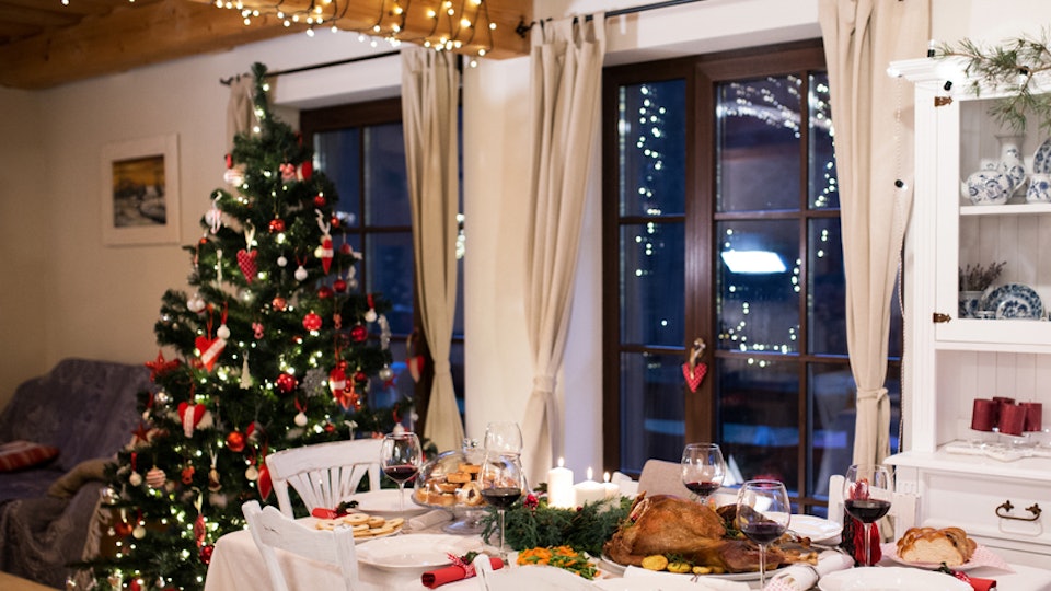 Can You Put Your Christmas Tree Up Before Thanksgiving It S A