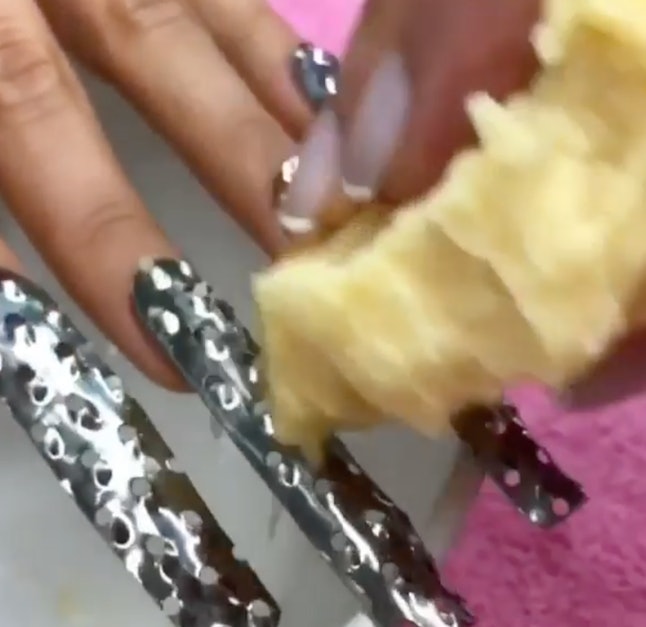 Cheese Grater Nail "Art" Exists & OMG It's So Weird
