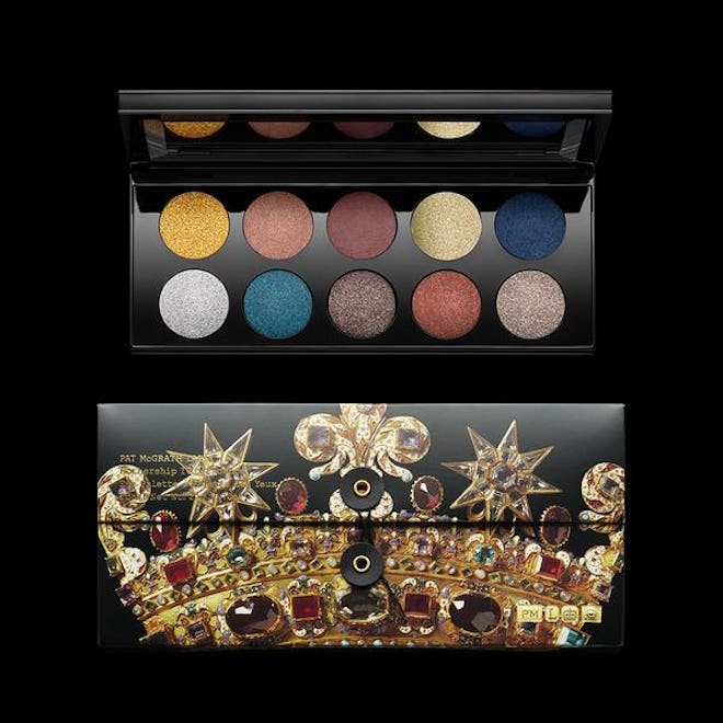 Pat McGrath's Mothership IV: Decadence Palette is crucial for recreating Zoe Kravitz's Catwoman make...