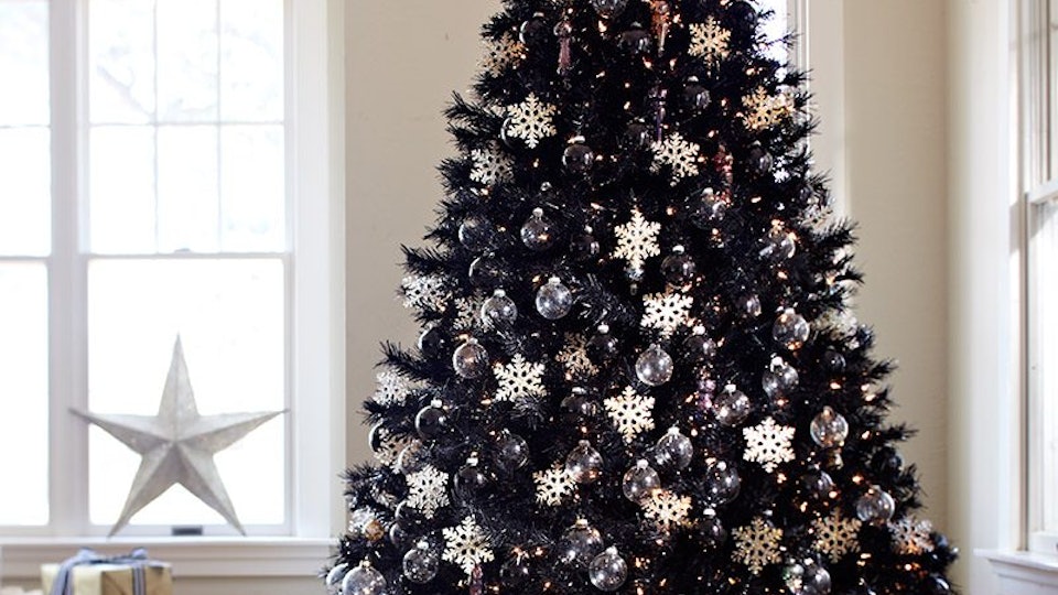 Inverted christmas tree fun Black Christmas Trees Are Totally Taking Over This Year & Honestly