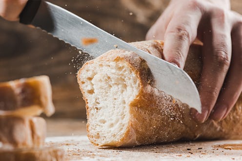 These tweets about making bread during quarantine are so relatable.