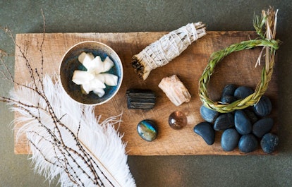 Turquoise and citrine crystals can bring a mindful and relaxed energy to our dining spaces.