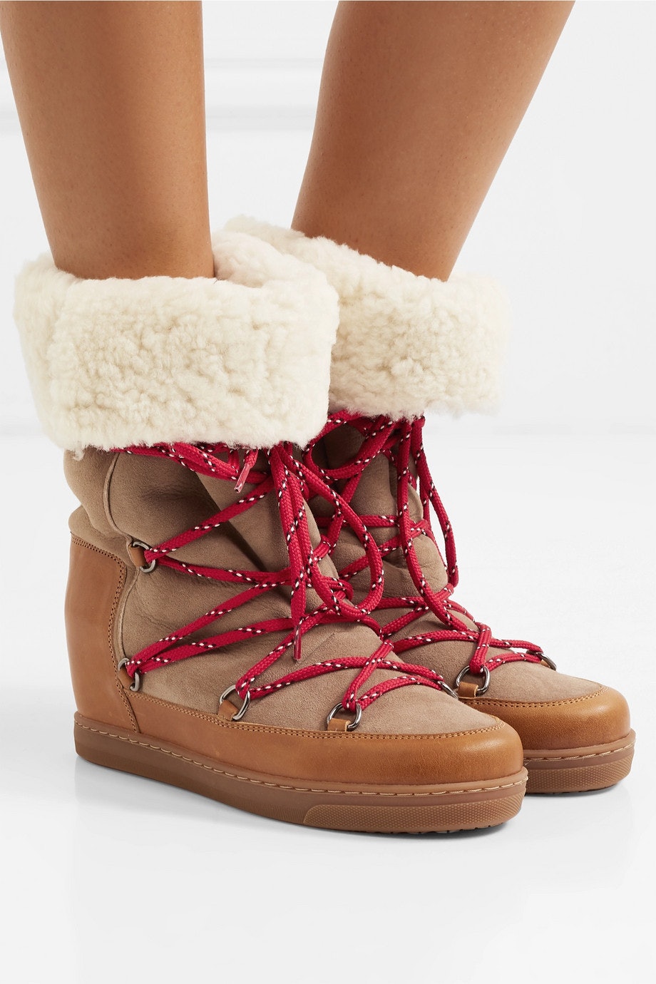 winter boots with shearling lining