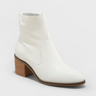Universal Thread Reagen Heeled Leather Ankle Bootie