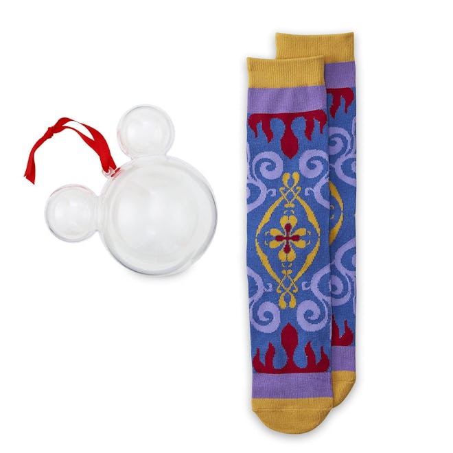 Magic Carpet Holiday Socks in Ornament