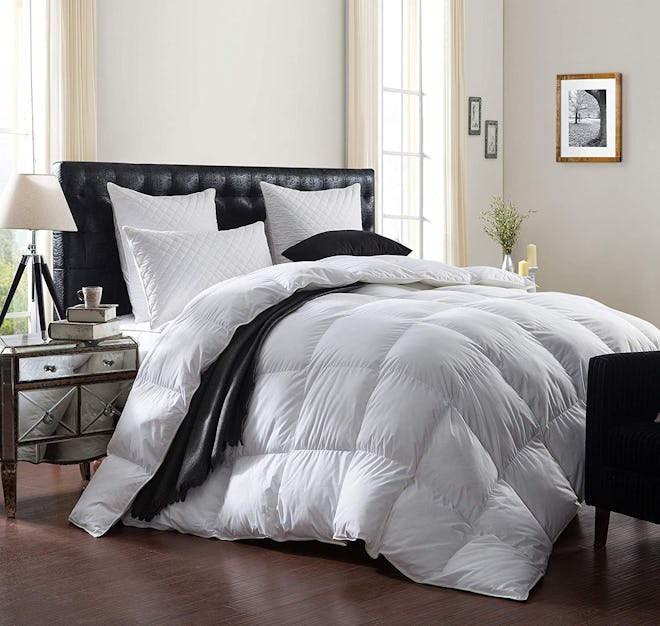 Egyptian Bedding Goose Down Comforter Duvet Insert