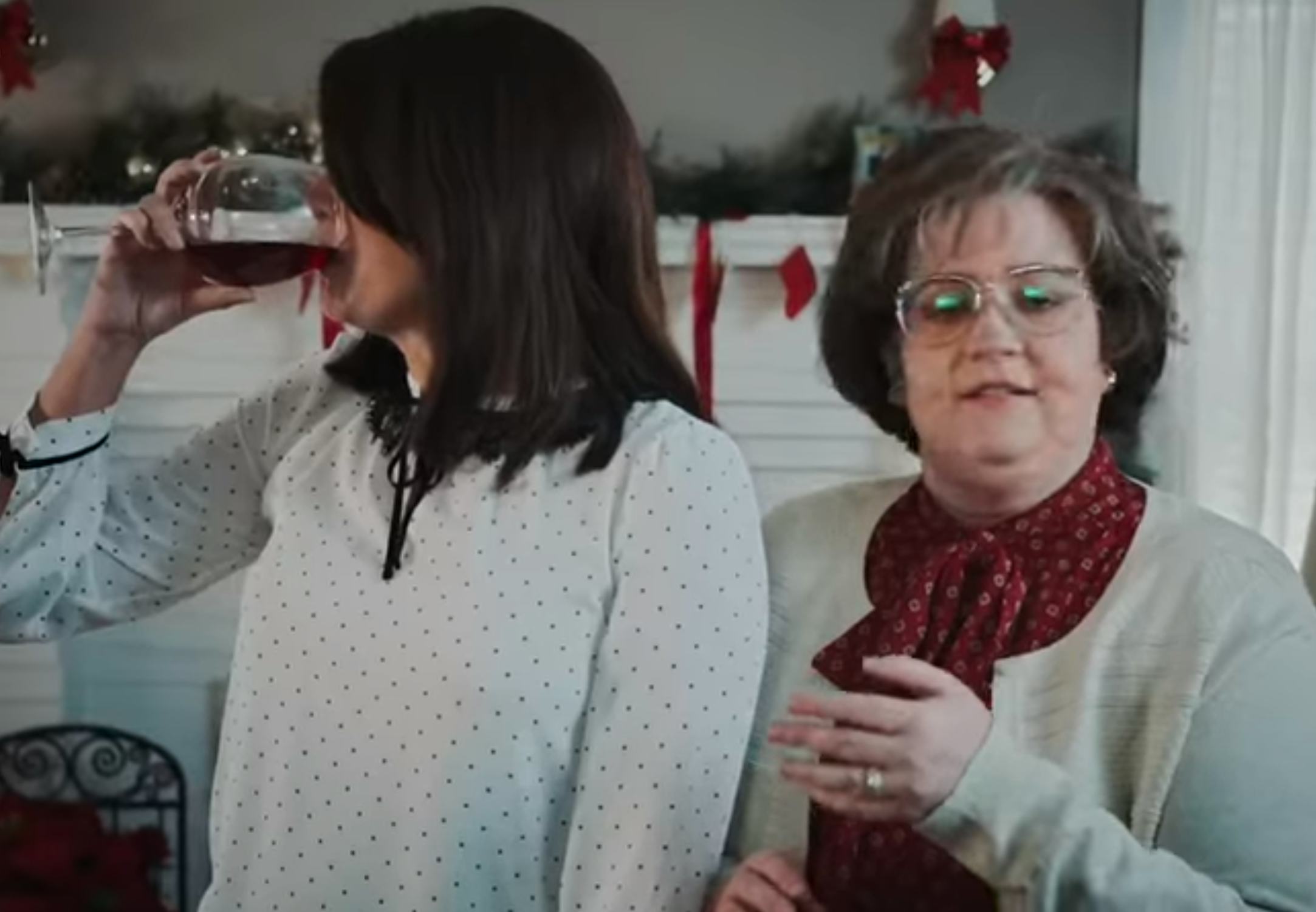 Matt Damon's 'SNL' Skit About Christmas Will Hilariously Hit Home With