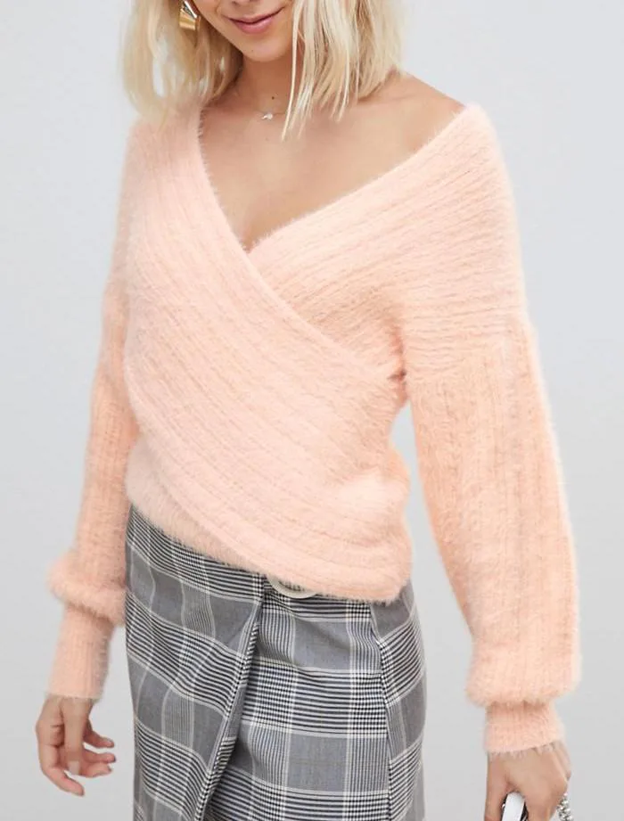 Alessandra Ambrosio S Pink Sweater Is The 68 Piece Your Weekend