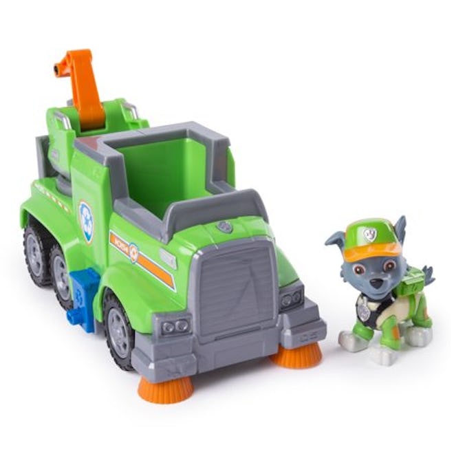 PAW Patrol Ultimate Rescue: Rocky’s Ultimate Rescue Recycling Truck with Moving Crane and Flip-open ...