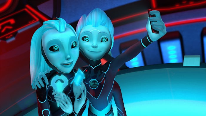 Netflix's "3 Below"