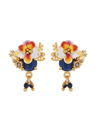 Dazzling Discretion White Flower and Laced Corals on Stone Earrings