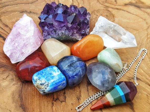 3 Crystal Rituals For New Year’s Eve 2018 To Help You Enter 2019 Stress