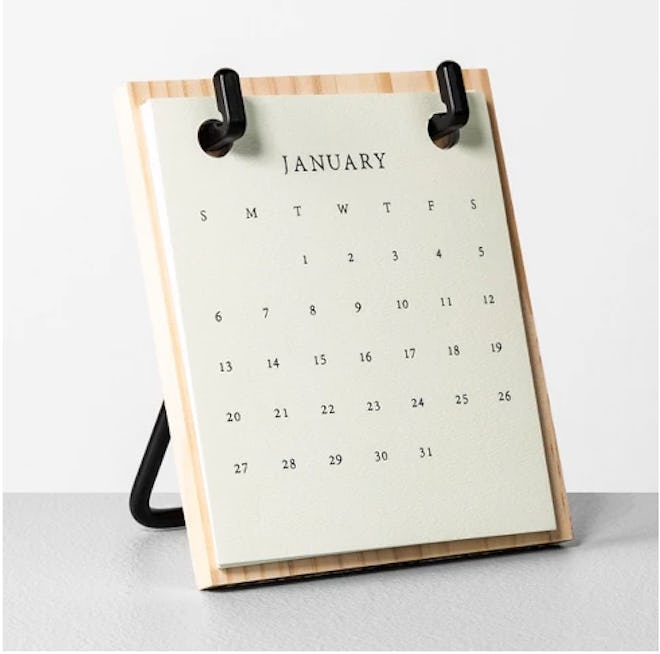 2019 Desk Calendar Wooden