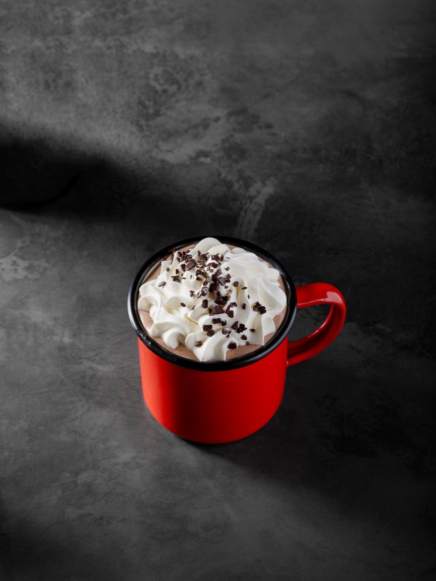 Starbucks Black & White Drinks Are Back For 2018 & The Lineup Is A