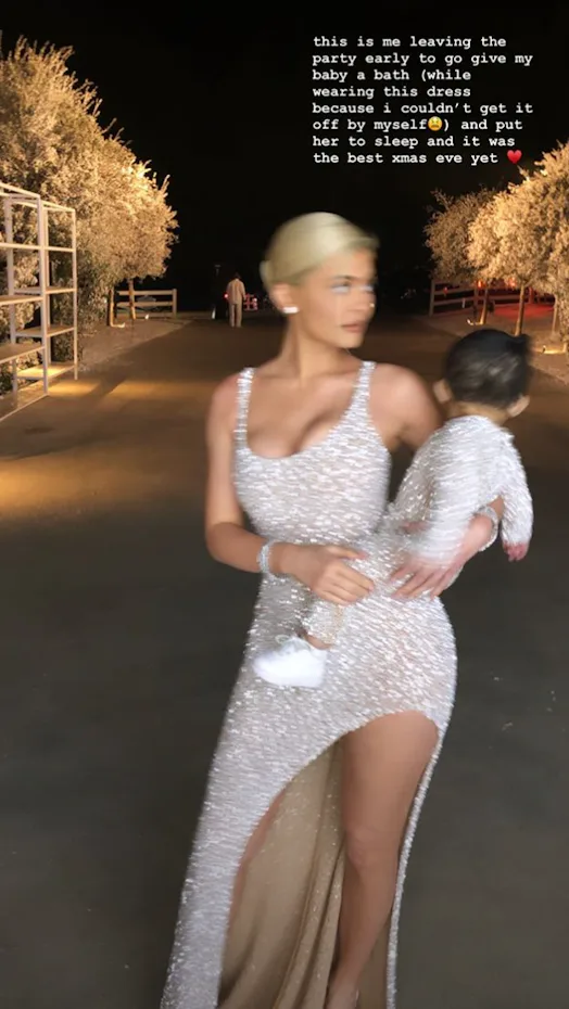 kylie jenner christmas eve party dress The Kardashians- Jenners Celebrate Christmas Eve In Festive Fashions