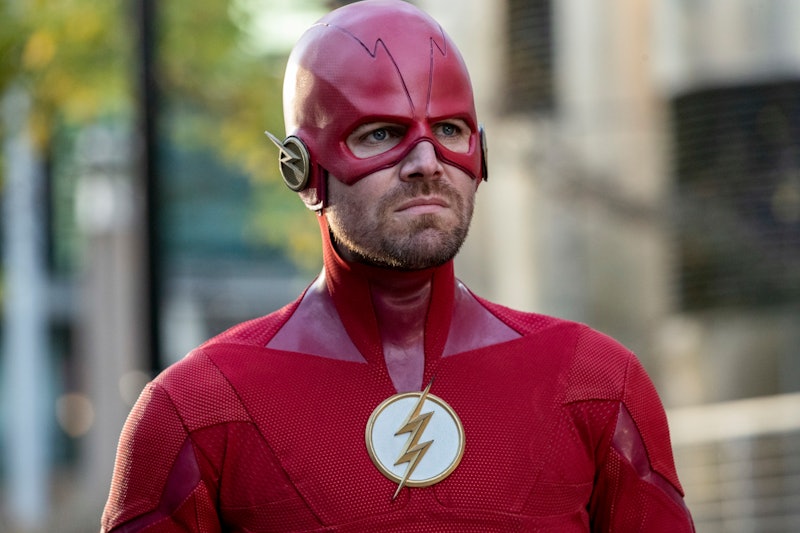 How Arrow Star Stephen Amell Transformed Oliver Queen Into The Flash For The Elseworlds