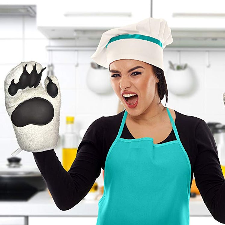 Fred Polar Bear Hands Oven Mitts