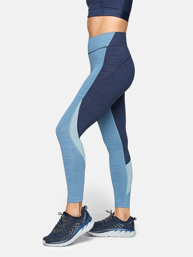 12 Workout Leggings With Pockets That Let You Take The Important
