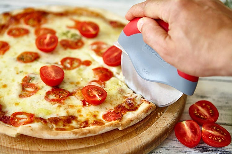 Mozzbi Pizza Cutter