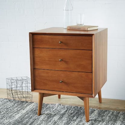 6 Mid Century Modern End Tables In West Elm S Sale For A Sleek Addition To Your Space Before moving on to step 3, go ahead and stain the drawer front and legs as well as paint the box. 6 mid century modern end tables in west