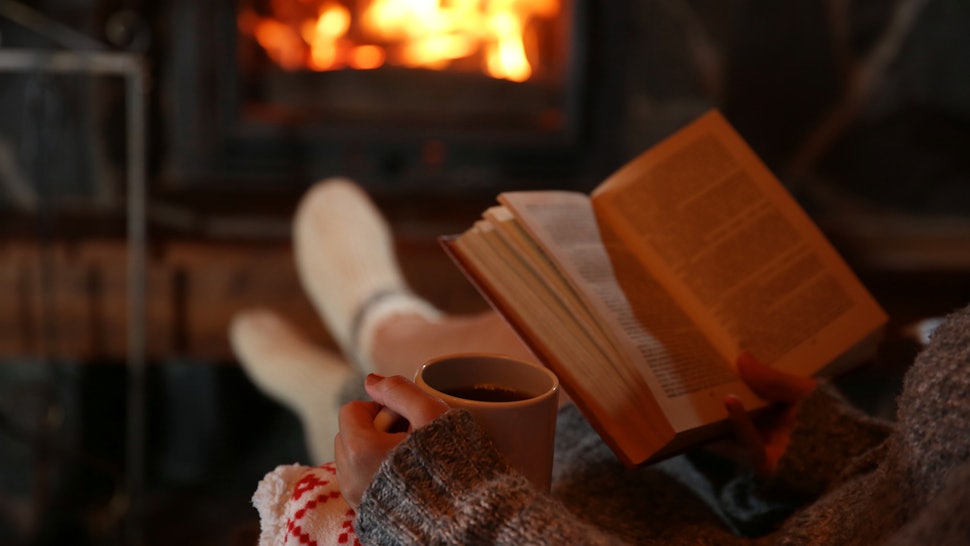 Képtalálat a következőre: „christmas cozy reading photography”