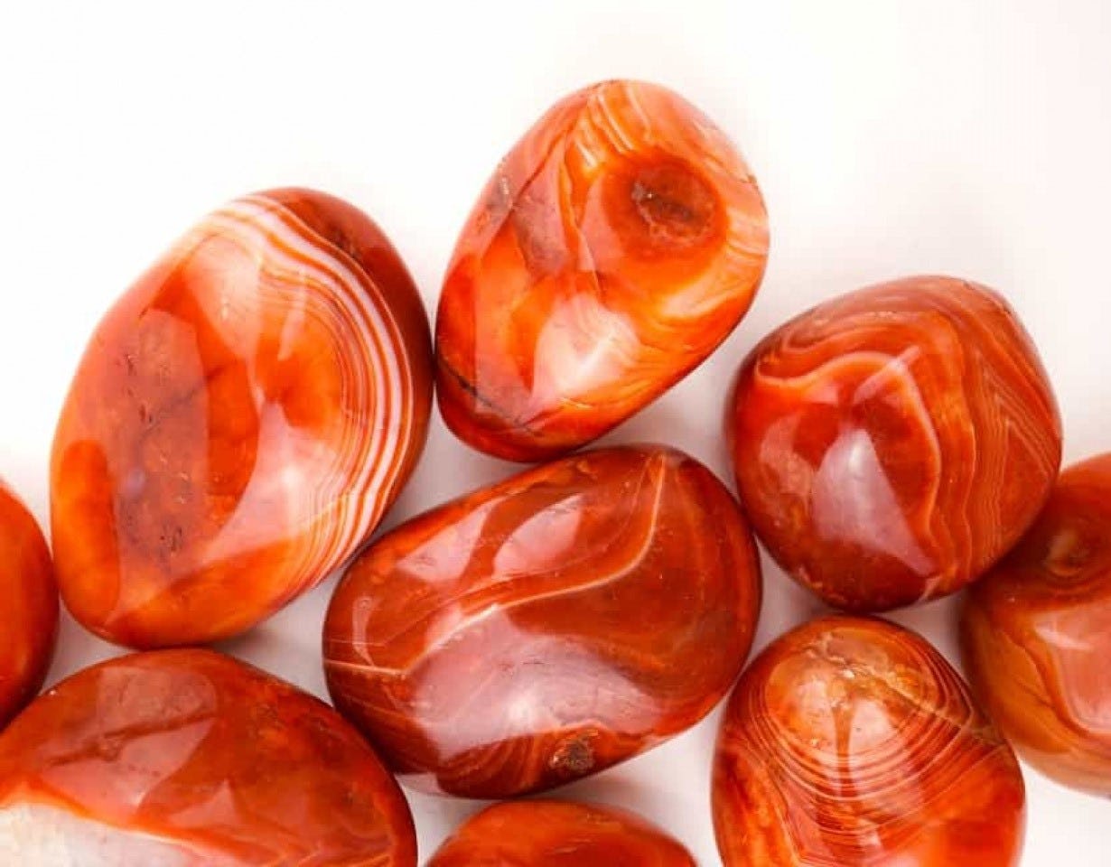 The Best Crystal For You Based On Your Zodiac Sign & How To Use It