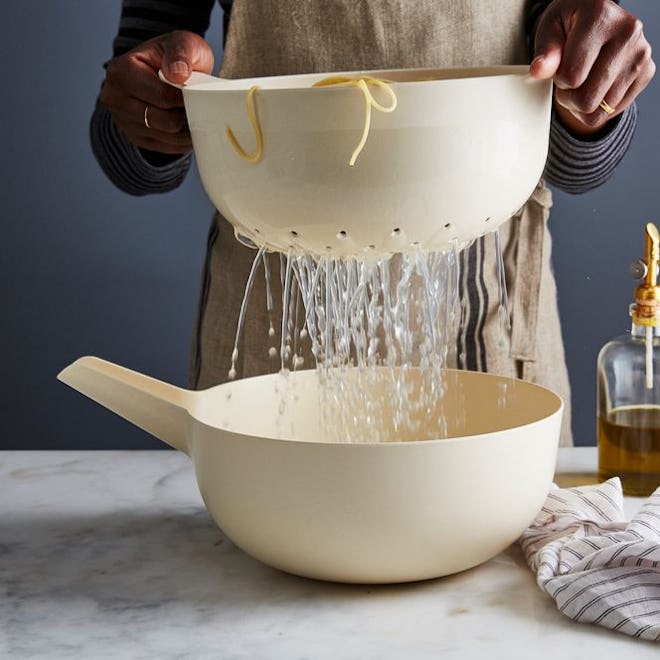 Food52 x Ekobo Recycled Bamboo Colander & Pour Bowl Set