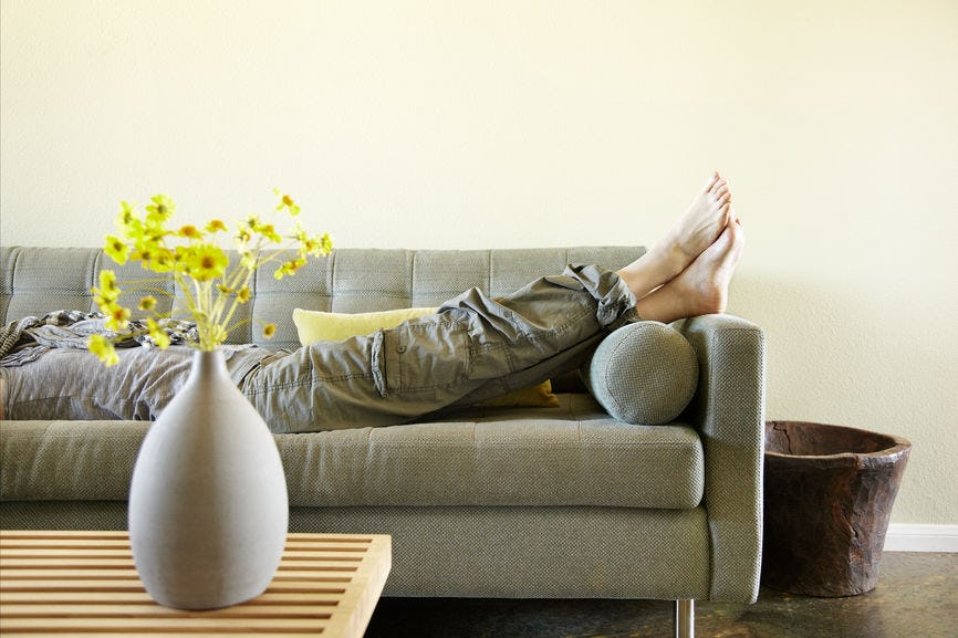 If Your Boyfriend Or Girlfriend Sleeps On The Couch Here S What
