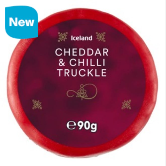 Iceland Cheddar And Chilli Truckle