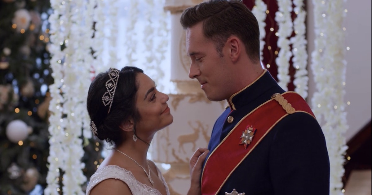 30+ romantic christmas movies on netflix that will have you looking for Netflix's Royal Christmas Movie Infatuation Has A More Complicated