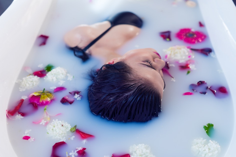 How To Make A Milk Bath For Photos For The Dreamiest Sn