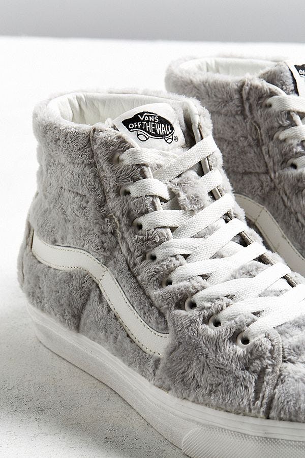 Vans fluffy online shoes