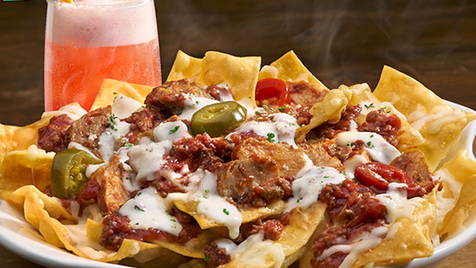 Olive Garden S Loaded Pasta Chips Are About To Change Your Super