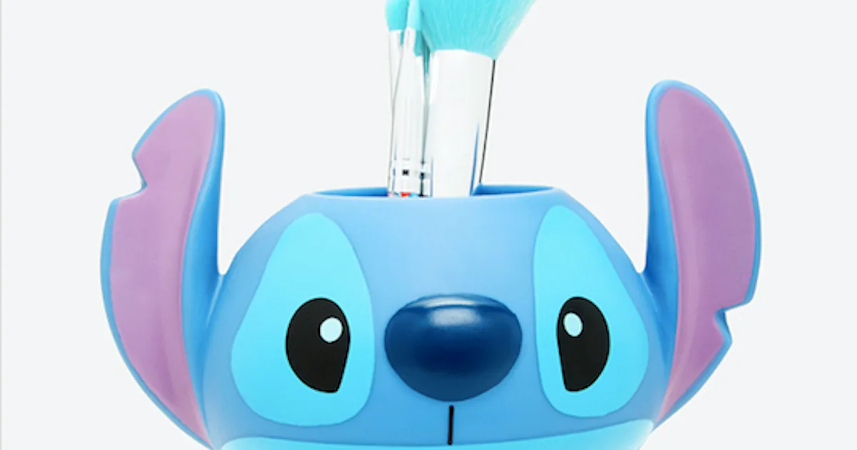 This 'Lilo & Stitch' Makeup Brush Set Is Actually Really Adorable