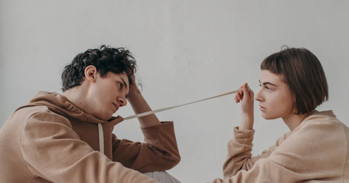 Committ Issues 4 Signs You Have Commitment Issues, According To Experts