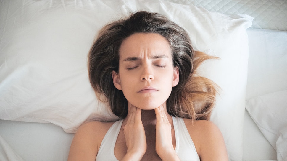 6 Types Of Coughing You Should Never Ignore 6 types of coughing you should never ignore