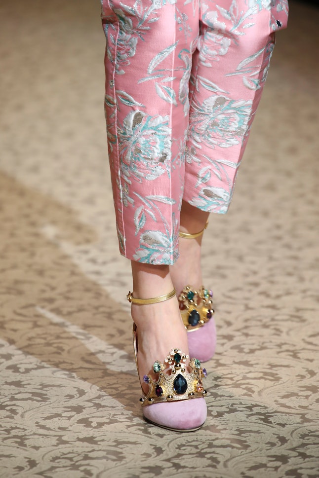 These Dolce & Gabbana Crown Shoes Are More Princess-Like Than ...