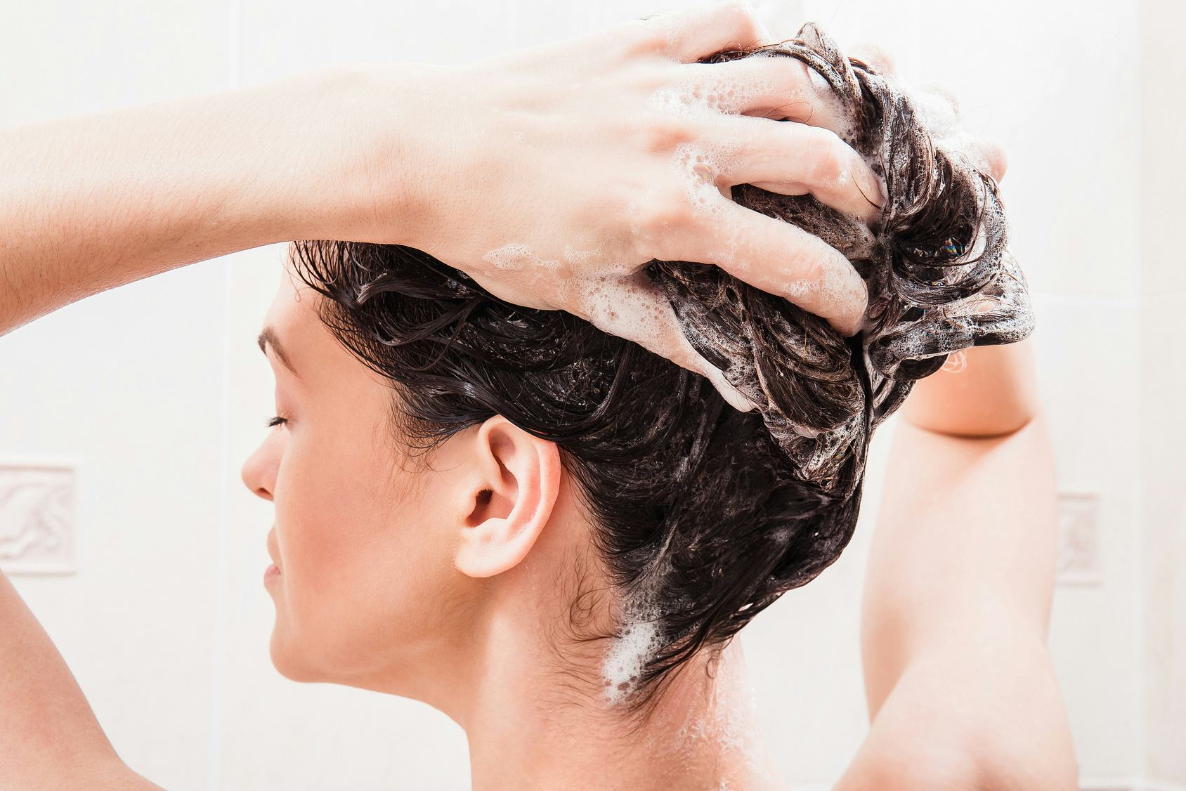 5 Conditioner Mistakes You're Making, And What To Do Instead