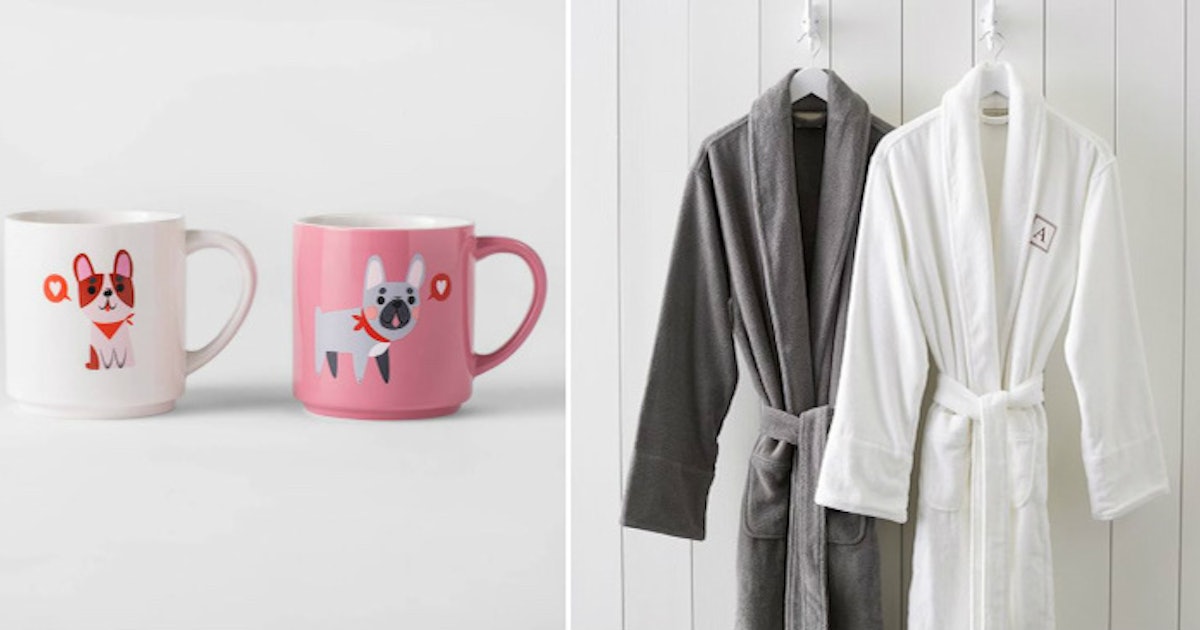 10 valentine's day gift ideas for couples that you can buy & enjoy together 10 Valentine's Day Gift Ideas For Couples That You Can Buy & Enjoy Together