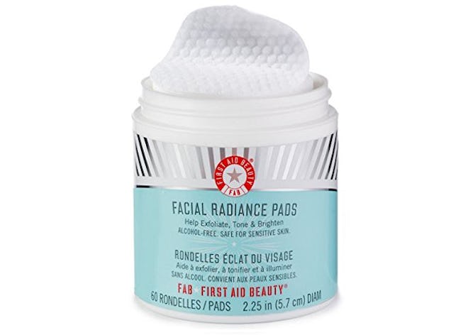 First Aid Beauty Facial Radiance Pads