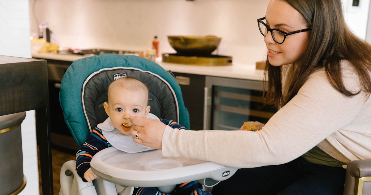When To Stop Spoon Feeding Baby