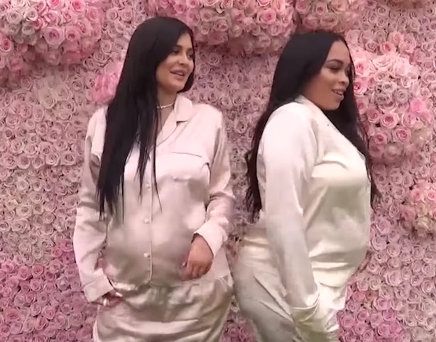Where-Can-You-Buy-Kylie-Jenner's-Pink-Baby-Shower-Pajamas-...