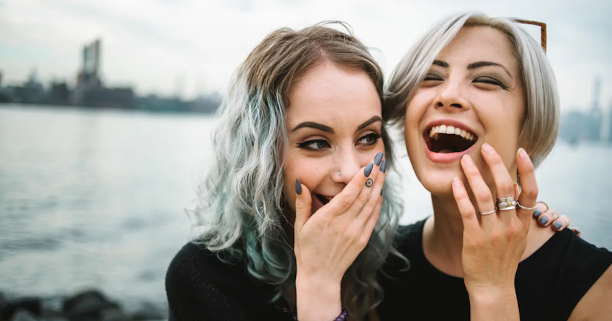 Embarrass Friend 6 Embarrassing Things You Do In Front Of Your Friend That Always Make ...
