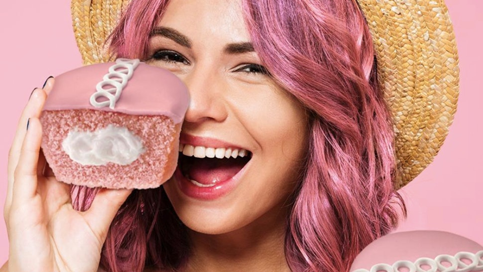 Hostess CupCakes Just Announced 3 New Limited Edition Flavors You Are Going To Want Them All Hostess CupCakes Just Announced 3 New Limited Edition Flavors You Are Going To Want Them All