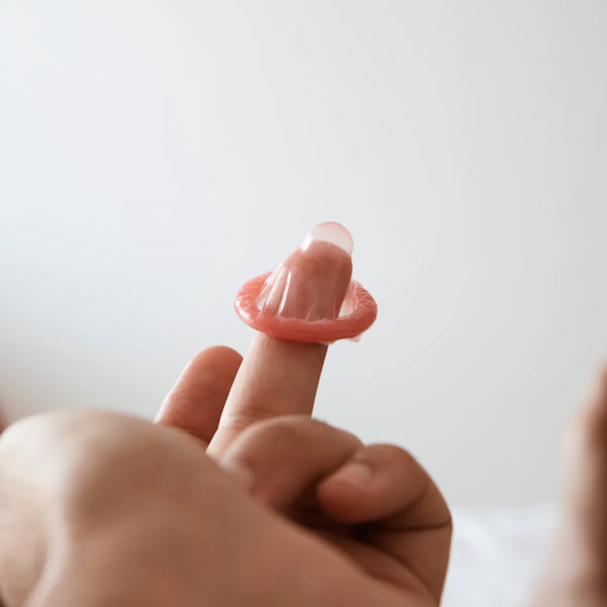 Do Condoms Protect Against Herpes? Sort Of, But Oral Sex & Kissing Still Put You At Risk Do Condoms Protect Against Herpes? Sort Of, But Oral Sex & Kissing Still Put You At Risk